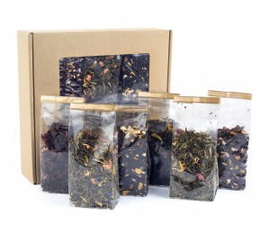 Un juego de té de hojas sueltas en paquete de regalo.